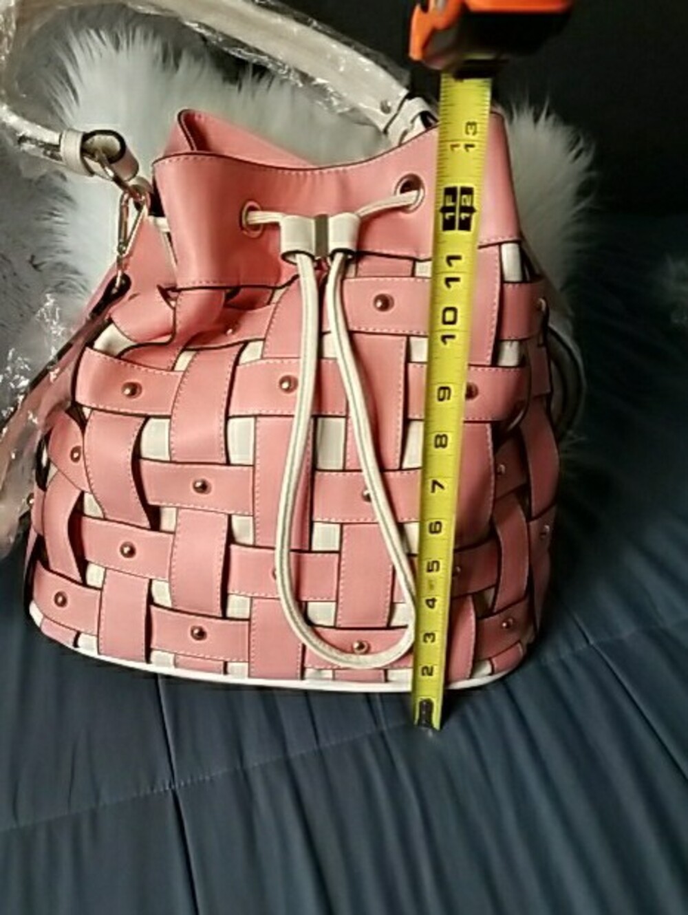 Woven Pink Drawstring Crossbody Bag - Unbranded - Picture 16 of 16